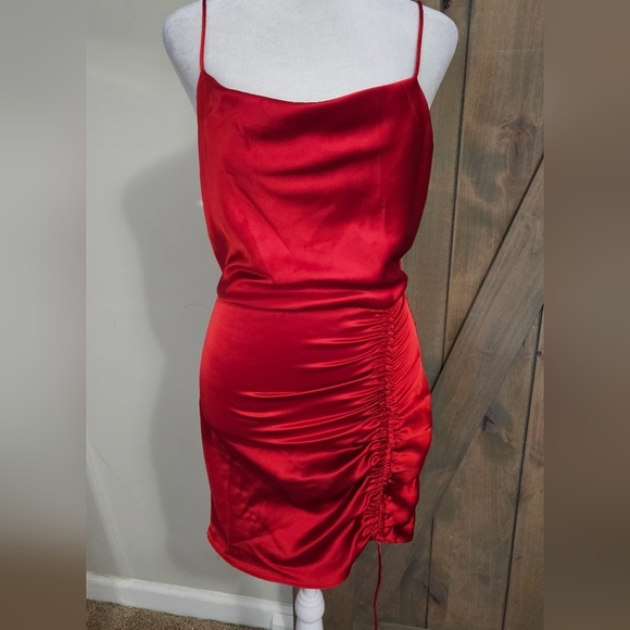 ZARA Ruched Tie Bodycon Satin Mini Dress In Red. Size XS - Picture 9 of 16
